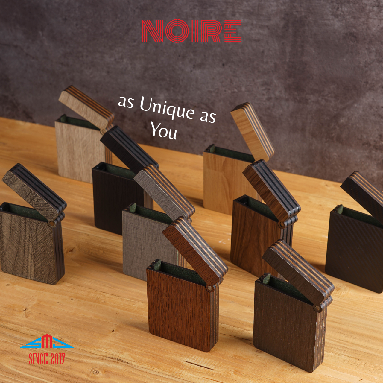 NOIRE Card Wallet BlackWood Minimalist Unique Compact Card Holder Handcrafted Fidget NameCard